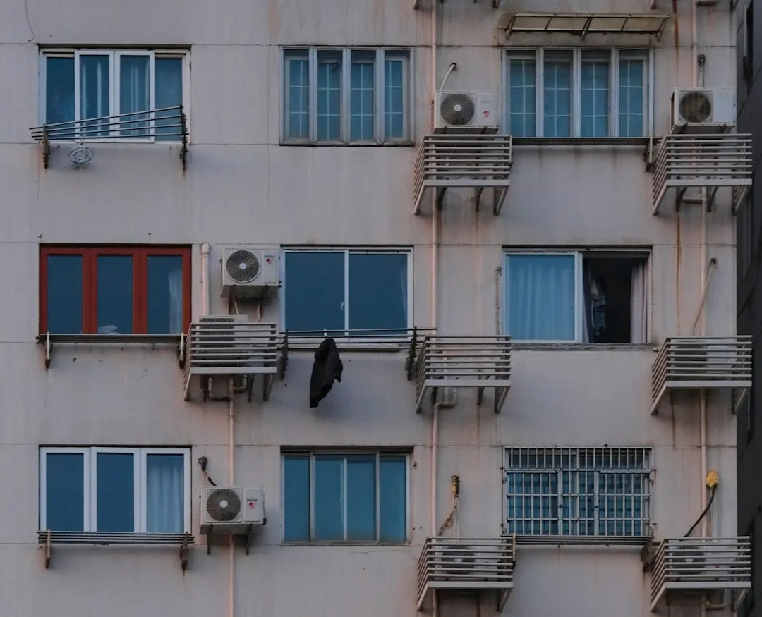 湖北省市政园林绿化工程中乡土苗木与外来景观植物的应用对比分析